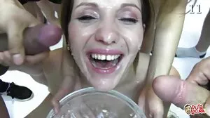 کے ساتھ منہ گدا مقعد whores ما دو