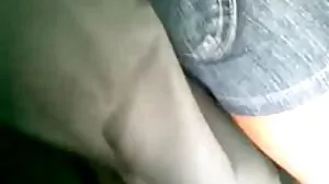شکار 4K. مطیع ہو جاتا ہے پیسے کے لئے گرل فرینڈ کے ساتھ حیرت انگیز جنسی شکاری