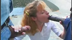 خوبصورت سکول کی مشقوں پر جلد کے ایک اسکول میں