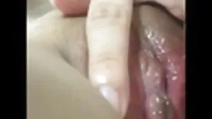 ورجن بھائی seduces چھوٹے ڈک پر اس کی پہلی آخر