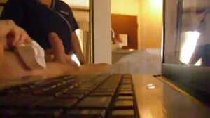 روممیٹ کی فضیلت اس کے ایک orgasm