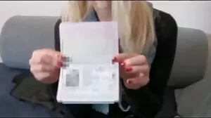 بلاکس ایک میز تو اچھا Blondie اس کی ڈک چوسا
