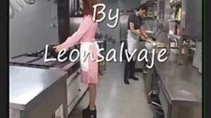 خوبصورت twinks اے آر آئی اے کارسن اور مادی کولنز مشکل ورزش کے دوران