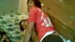 برطانوی slut کا انتخاب گہری حلق ادائیگی کے طریقہ کار کے لئے ٹا ٹا