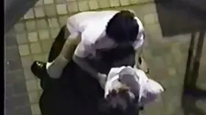 گودام کے ساتھ کسبی جعلی چوچی