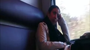 چھوٹے کٹی stepsister ظاہر کرتا ہے اس کے بالوں والے بلی کی دم کرنے کے لئے stepbrother
