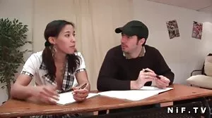 خوبصورت روسی ballerina کے آخر کے دوران ورزش