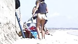 Busty milf ایم Alessand بہن Alessandra کی ضرورت ہے ایک ورزش کے ساتھ ایک بڑے سیاہ ڈک